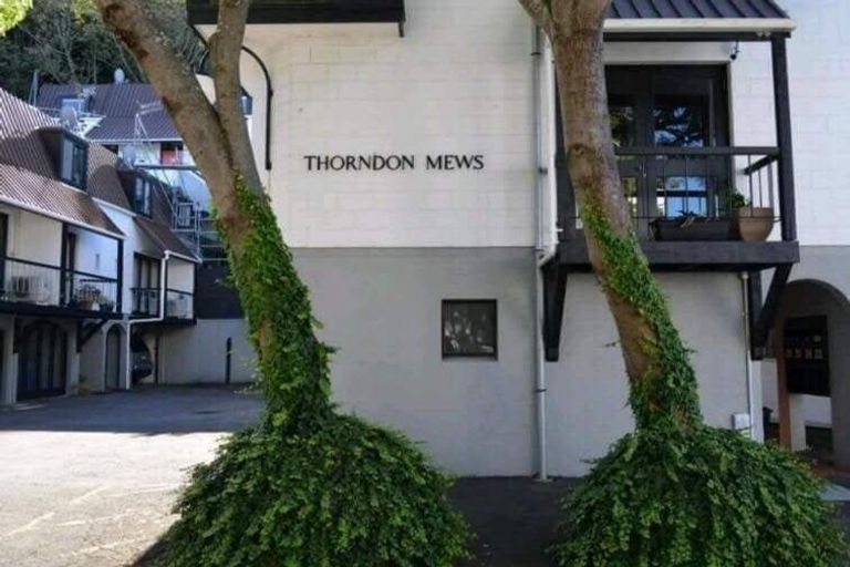 Photo of property in 24/10 Pitarua Street, Thorndon, Wellington, 6011