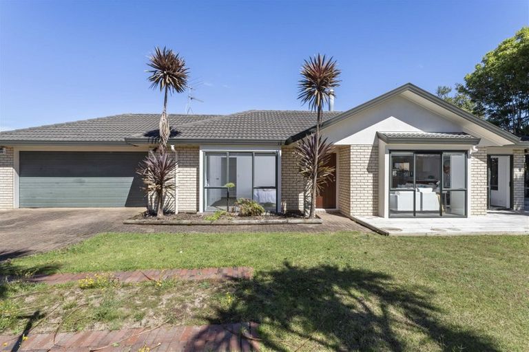 Photo of property in 78 Sheriff Place, Randwick Park, Auckland, 2105