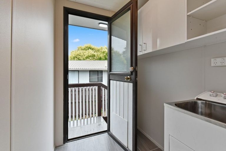 Photo of property in 31c Nearco Street, Randwick Park, Auckland, 2105