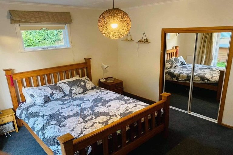 Photo of property in 70 Wright Street, Wainuiomata, Lower Hutt, 5014