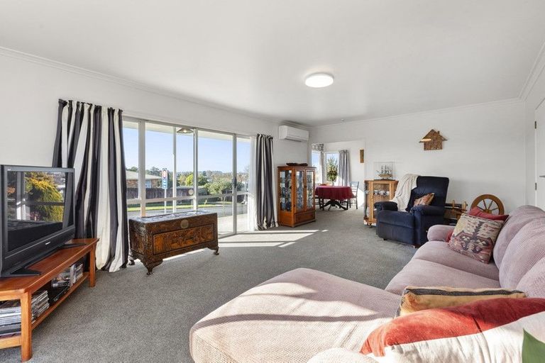 Photo of property in 25 Maple Avenue, Dinsdale, Hamilton, 3200