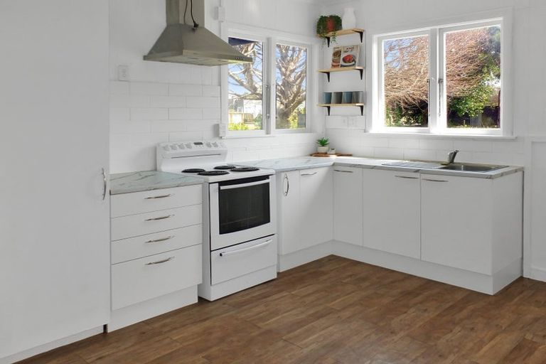 Photo of property in 35 Robinson Street, Foxton, 4814