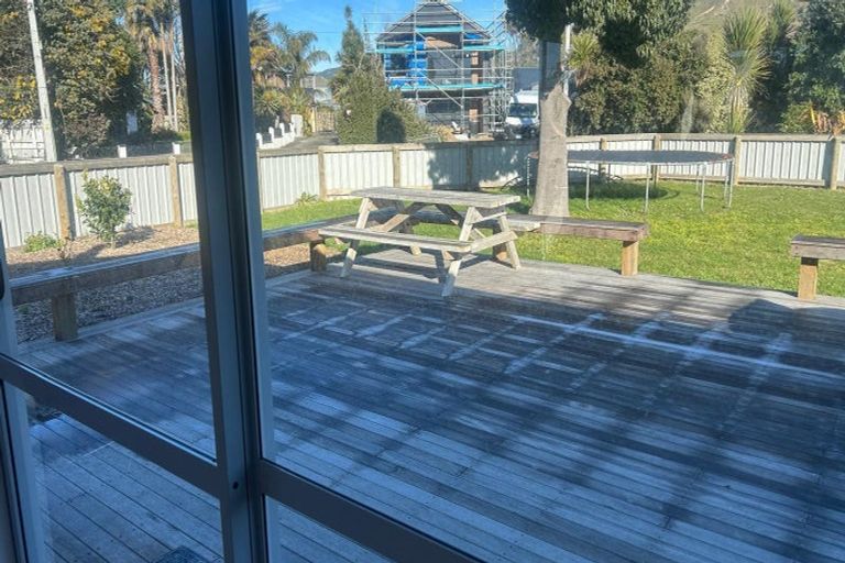 Photo of property in 44 Gillies Crescent, Waimarama, Havelock North, 4294