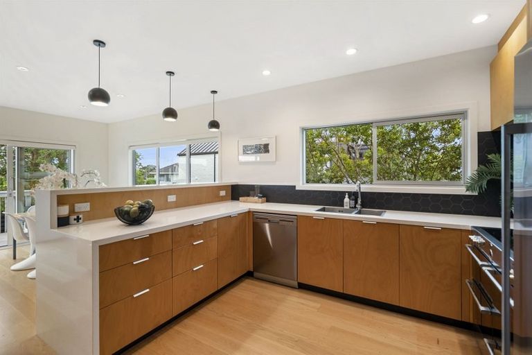 Photo of property in 3 Northumberland Avenue, Hauraki, Auckland, 0622