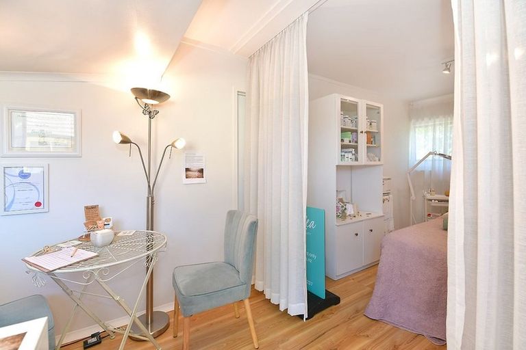 Photo of property in 5 Ellenbury Place, Stanmore Bay, Whangaparaoa, 0932