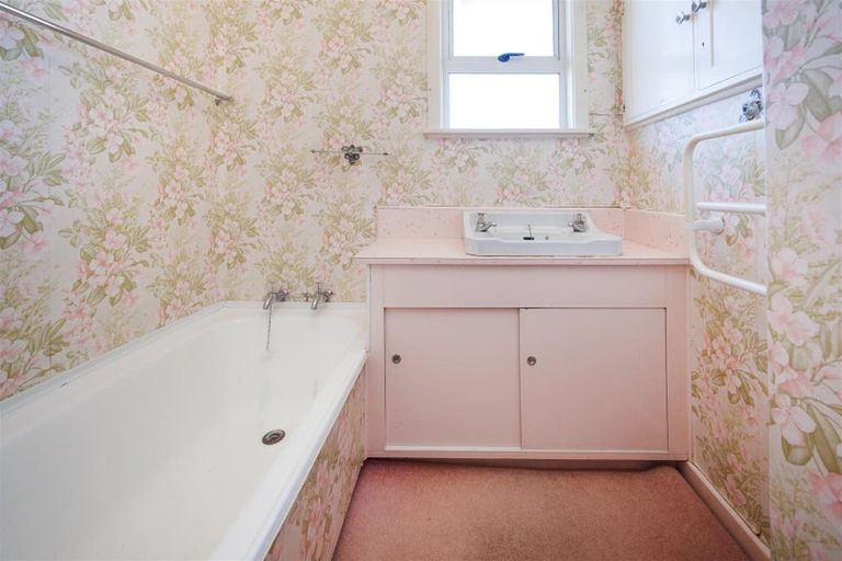 Photo of property in 10 Dalrymple Place, Marton, 4710