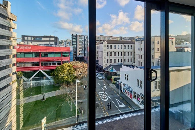 Photo of property in Dual Apartments, 510/142 Vivian Street, Te Aro, Wellington, 6011