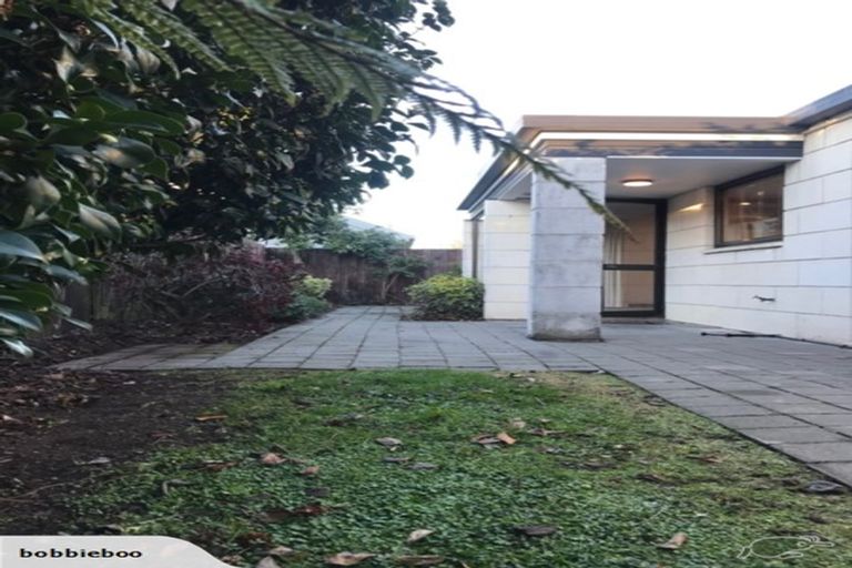 Photo of property in 6/4 Broadbent Street, Riccarton, Christchurch, 8041