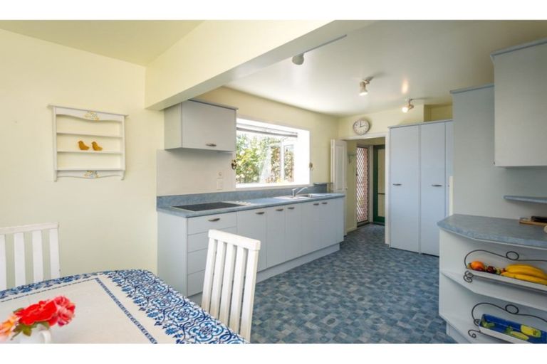 Photo of property in 33 Stoneyhurst Street, St Albans, Christchurch, 8014