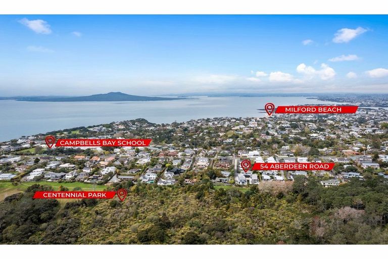 Photo of property in 54 Aberdeen Road, Campbells Bay, Auckland, 0620