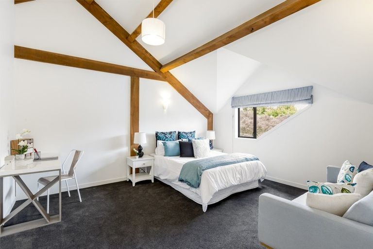 Photo of property in 7 Whangaparaoa Road, Red Beach, 0932