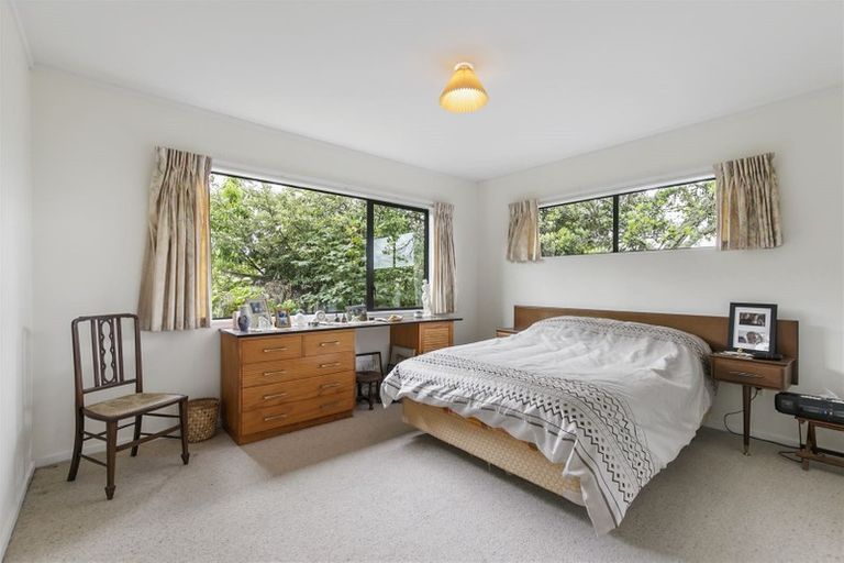 Photo of property in 2/19 Sycamore Drive, Sunnynook, Auckland, 0620