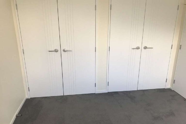 Photo of property in 2 Veneta Close, Flat Bush, Auckland, 2019