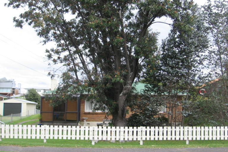 Photo of property in 64 Muricata Avenue, Mount Maunganui, 3116