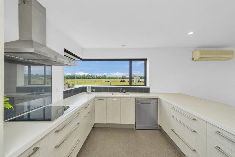 Photo of property in 2/340 Douglas Road, Amberley, 7482