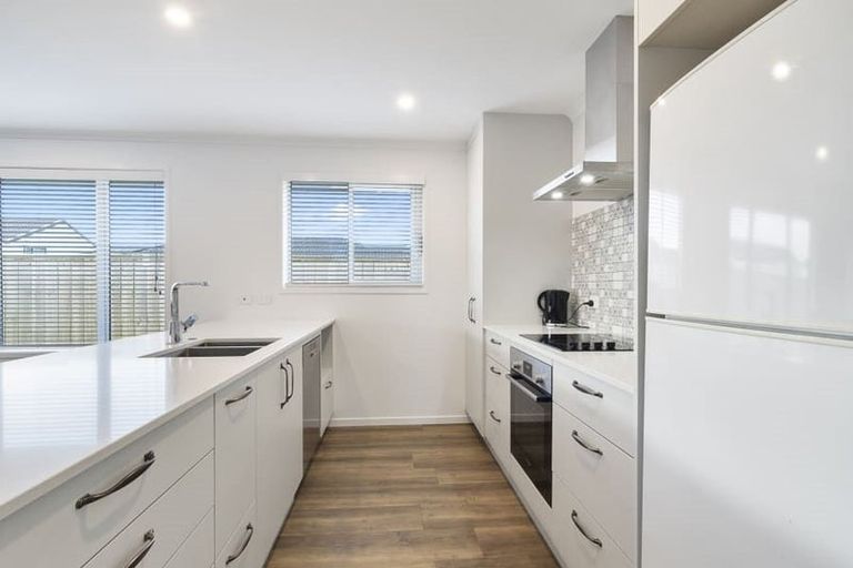 Photo of property in 4 Piripono Crescent, Pukekohe, 2120