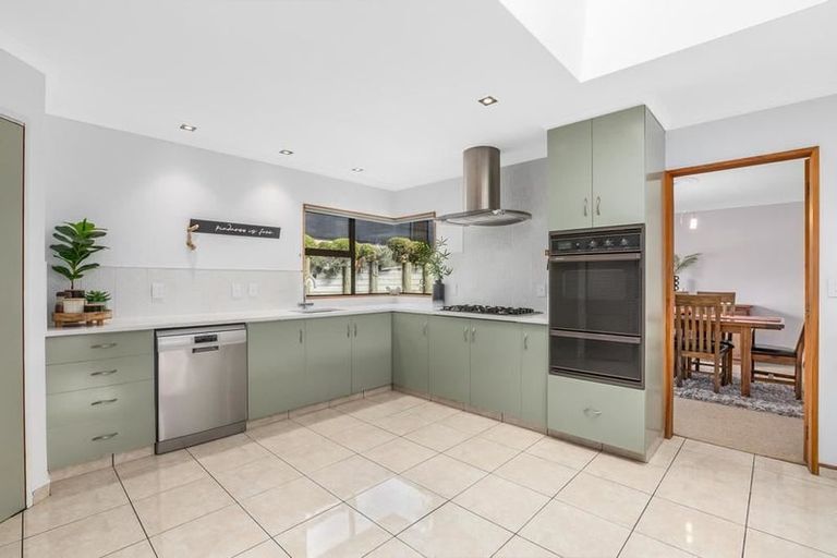 Photo of property in 40 Makora Road, Otaihanga, Paraparaumu, 5036