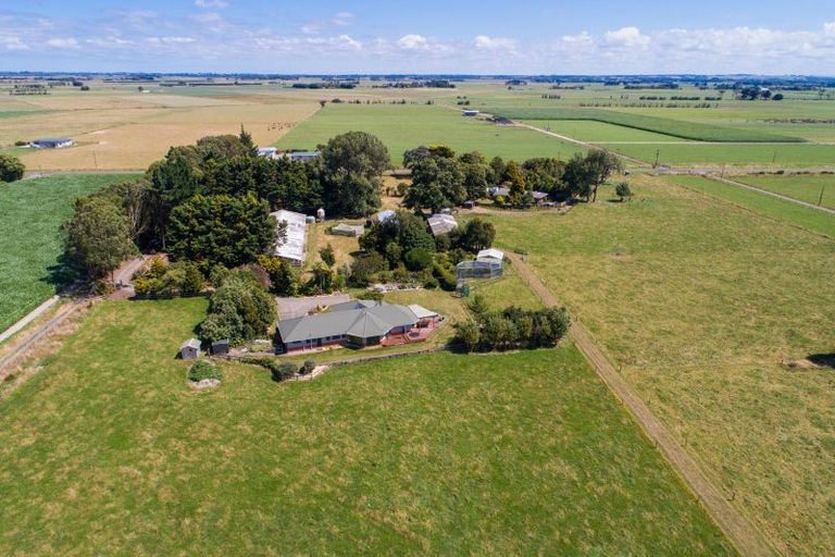 Photo of property in 1371 Kairanga Bunnythorpe Road, Kairanga, Palmerston North, 4475