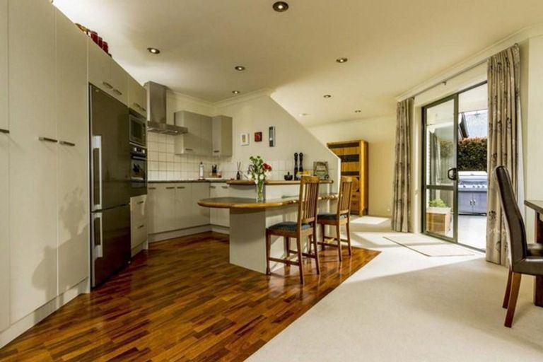 Photo of property in 45 Te Wharau Drive, Greenhithe, Auckland, 0632