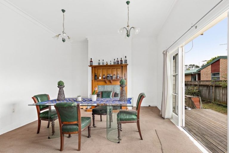 Photo of property in 212 Parkhurst Road, Parakai, 0830