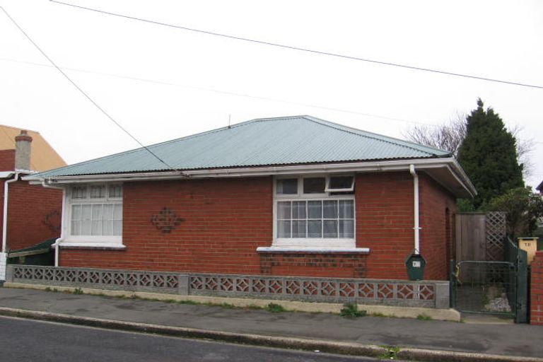 Photo of property in 76 Fingall Street, South Dunedin, Dunedin, 9012