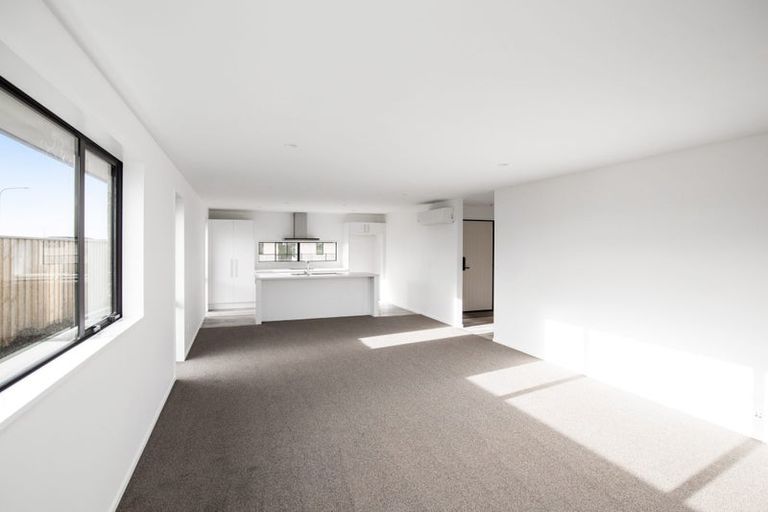 Photo of property in 3 Stackwood Avenue, Woodend, 7610