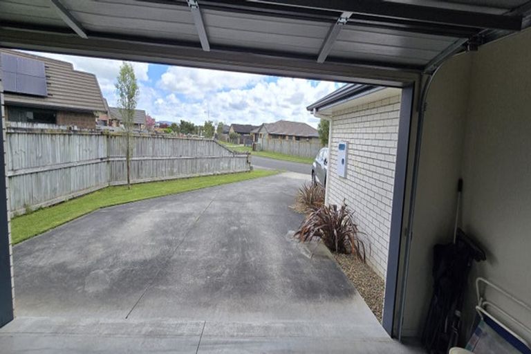 Photo of property in 28 Sirius Crescent, Rototuna North, Hamilton, 3210