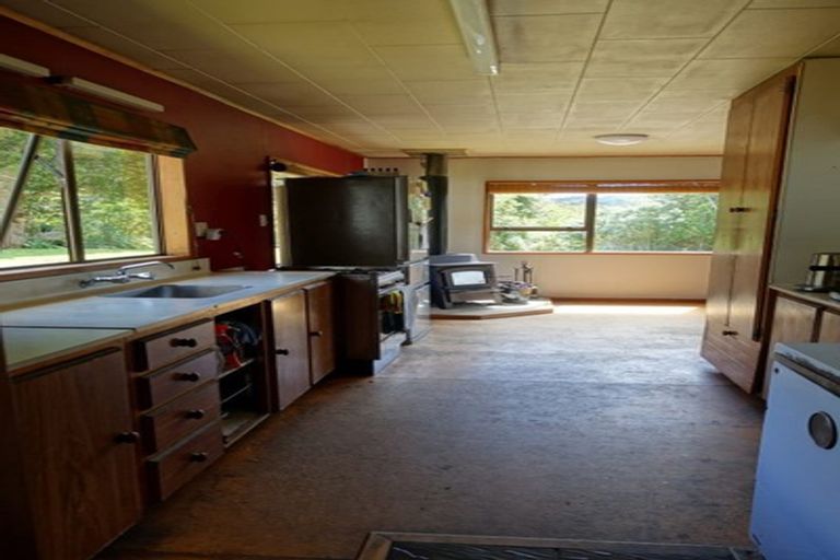 Photo of property in 163 Main Road, Stewart Island/rakiura, Stewart Island, 9818