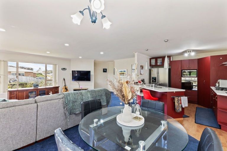 Photo of property in 8 Cyrus Street, Whalers Gate, New Plymouth, 4310