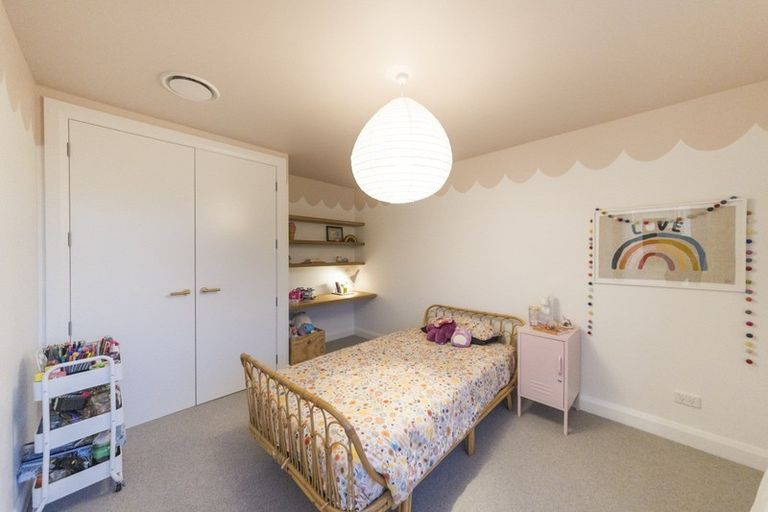 Photo of property in 17a Phoenix Avenue, Hokowhitu, Palmerston North, 4410