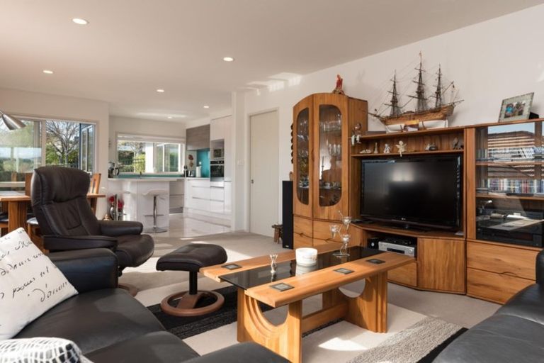 Photo of property in 53 Bridgewater Way, Pyes Pa, Tauranga, 3112