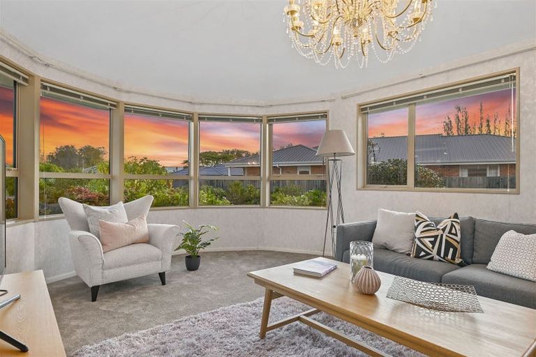 Photo of property in 18 Langley Place, Belfast, Christchurch, 8051