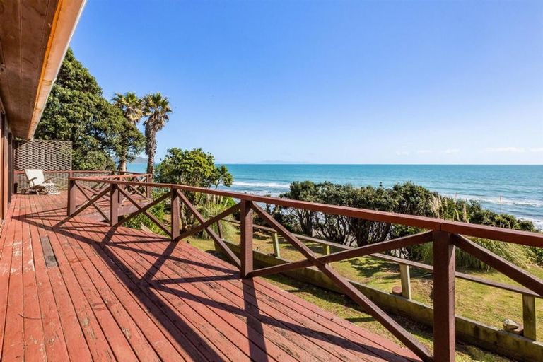 Photo of property in 82 Ames Street, Paekakariki, 5034