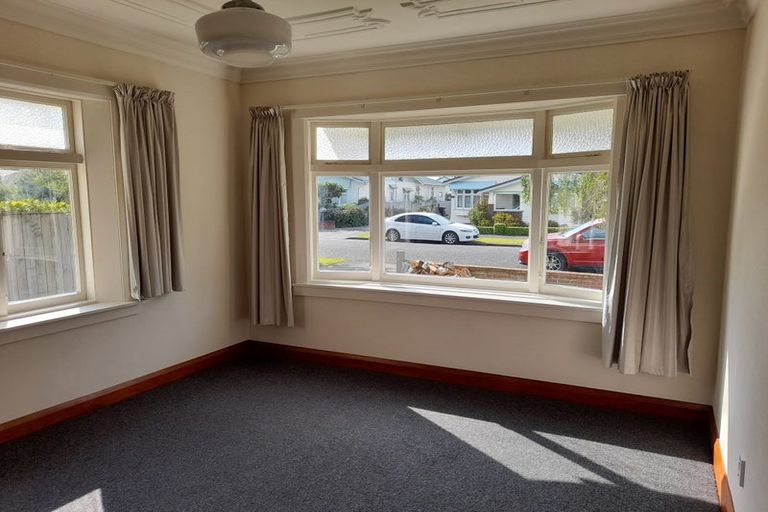 Photo of property in 38 Miro Street, Takaro, Palmerston North, 4410