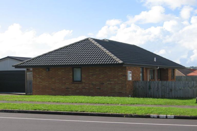 Photo of property in 1/147 Te Irirangi Drive, Flat Bush, Auckland, 2019