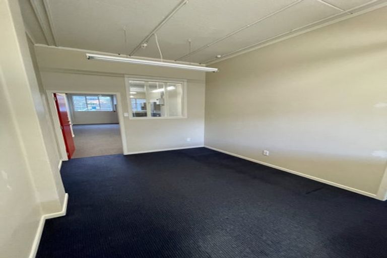 Photo of property in Queens Chambers, 204/220 Main Street, Upper Hutt, 5018