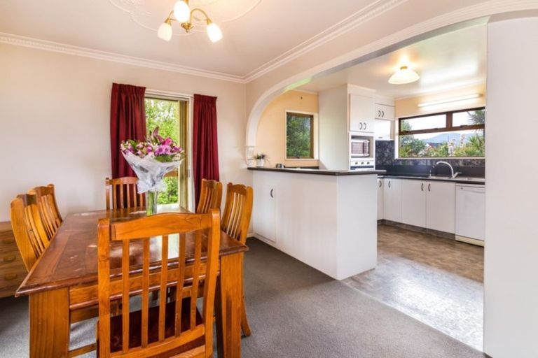 Photo of property in 83 Acacia Bay Road, Nukuhau, Taupo, 3330