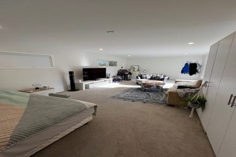 Photo of property in 24 Arcadia Crescent, Bayview, Auckland, 0629