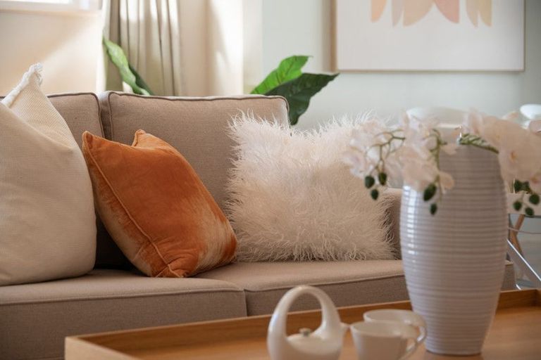 Photo of property in 3 Gladys Avenue, Glenfield, Auckland, 0629