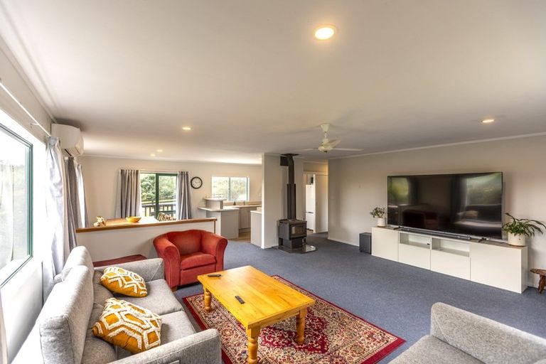 Photo of property in 24 Eagle Street, Waipawa, 4210