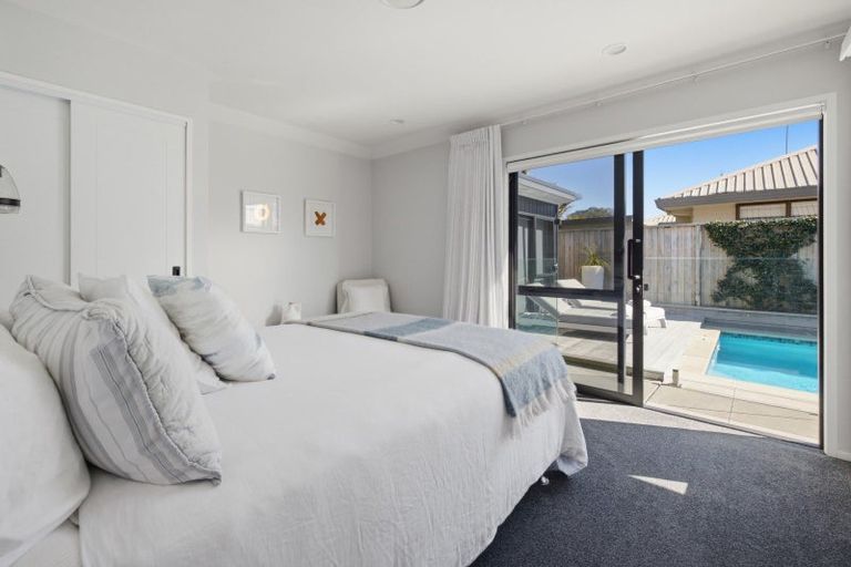 Photo of property in 253 Devonport Road, Tauranga, 3110