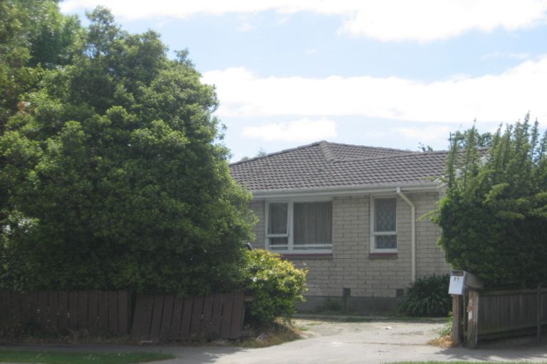 Photo of property in 21 Ian Place, Bishopdale, Christchurch, 8053