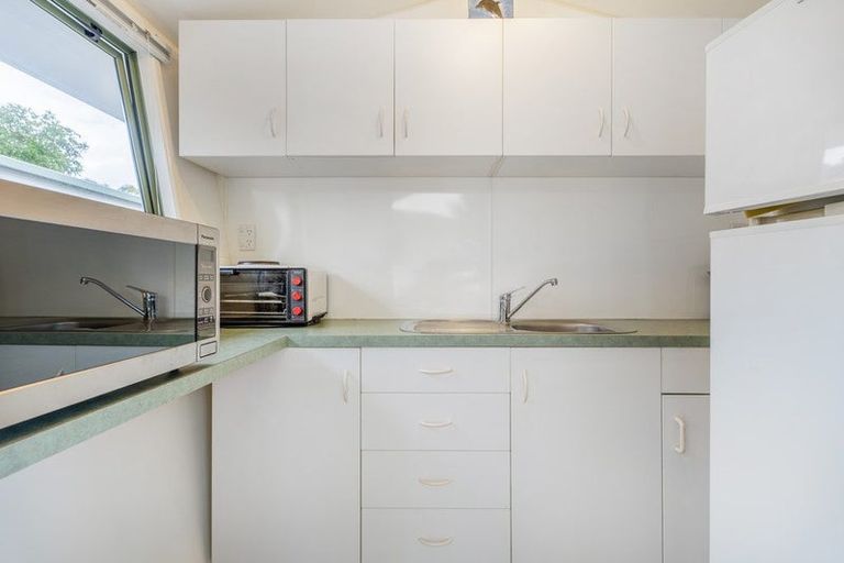 Photo of property in 7 Martin Place, Cooks Beach, Whitianga, 3591