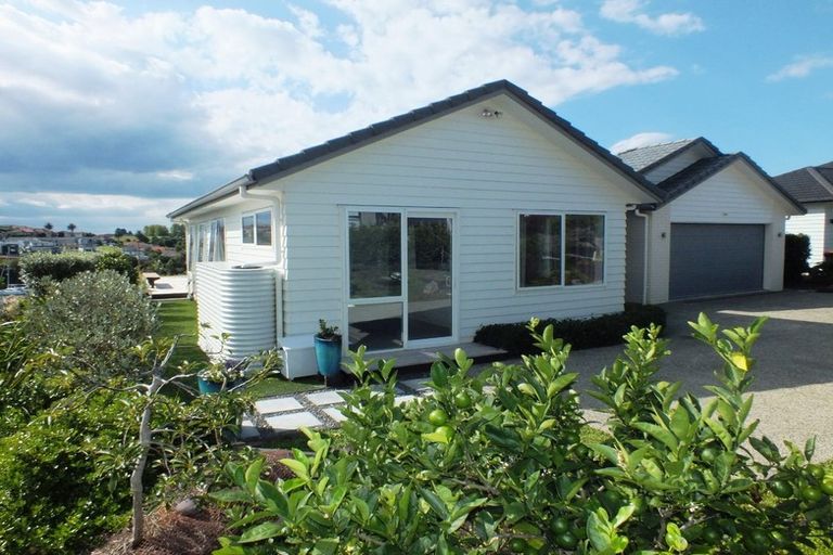 Photo of property in 10 Discovery Drive, Gulf Harbour, Whangaparaoa, 0930