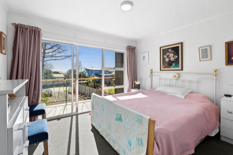 Photo of property in 279 Patons Rock Road, Patons Rock, Takaka, 7182