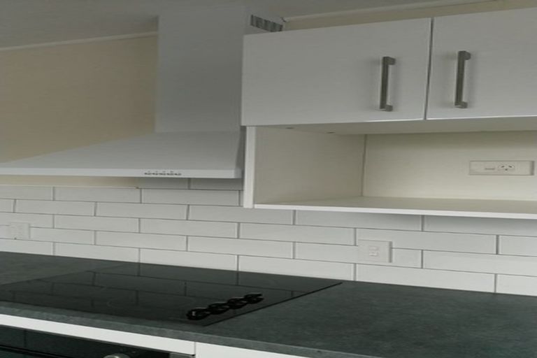 Photo of property in 8/255 Waterloo Road, Hutt Central, Lower Hutt, 5011