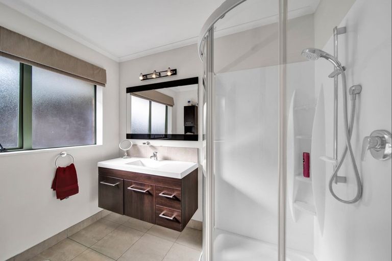 Photo of property in 20a Kellyville Heights, Merrilands, New Plymouth, 4312