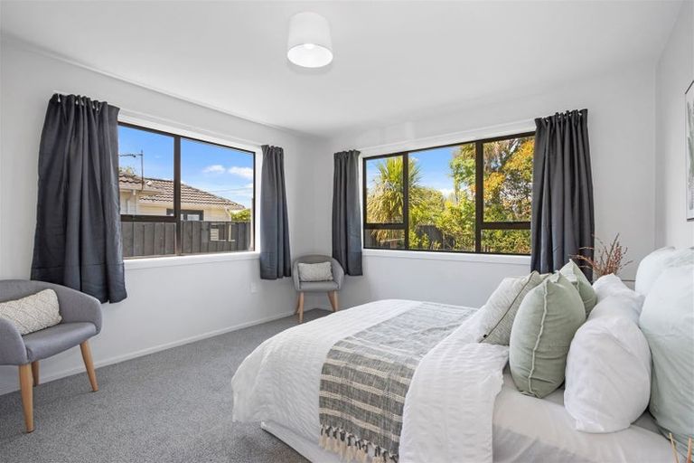 Photo of property in 152 Gayhurst Road, Dallington, Christchurch, 8061