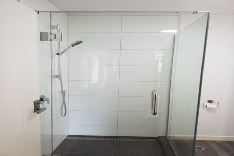 Photo of property in 1/32 Marion Street, Silverstream, Upper Hutt, 5019