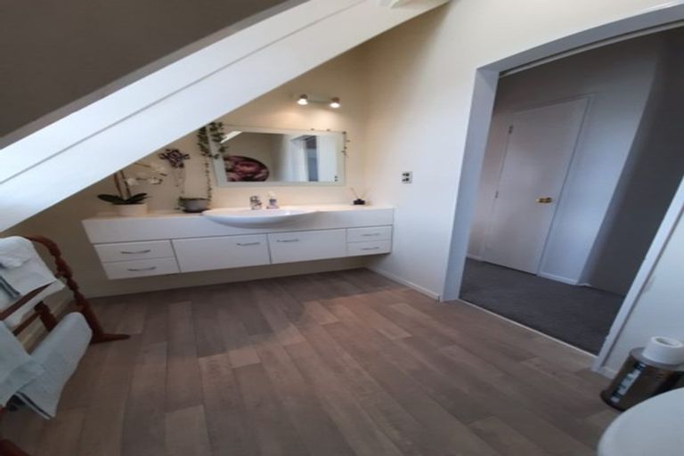 Photo of property in 21 Gledstane Road, Stanmore Bay, Whangaparaoa, 0932